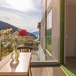 Ξενοδοχείο Cherry Suites